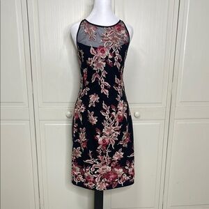 WHBM Embroidered Floral Mesh Sheath Dress Black/Pink Size 4 Flattering